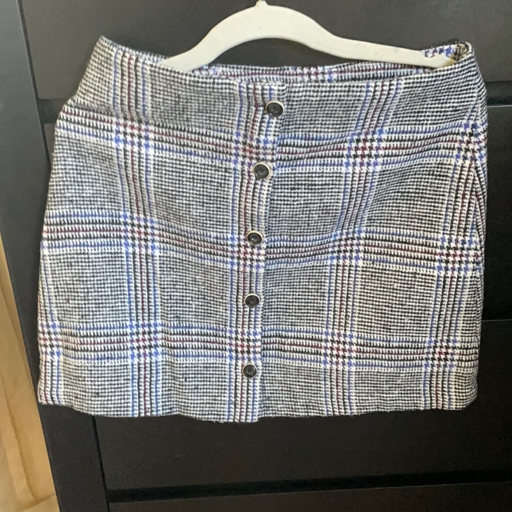 Tully’s Ivy & Main plaid mini skirt w/ buttons XS